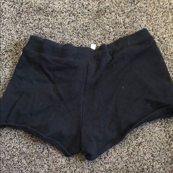 Fabletics Shorts. Size : S - Picture 3 of 3